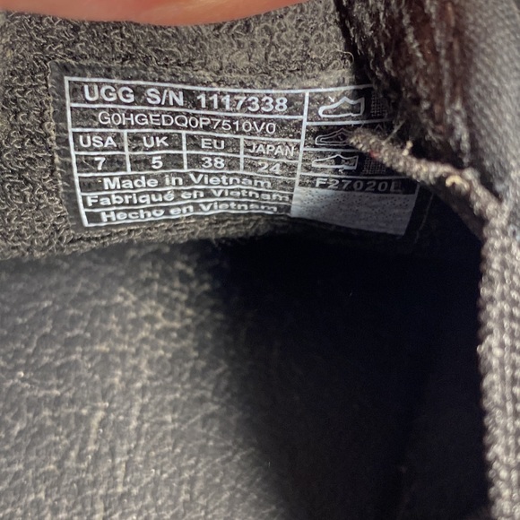 UGG slip on espadrilles black size 7 - Picture 9 of 9